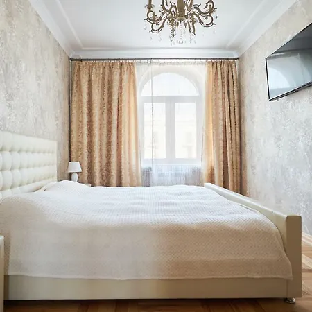 Апартаменти Studiominsk 16 *